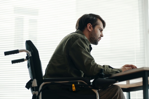 handicap-:-une-difference-de-salaire-de-10-centimes-est-elle-discriminatoire-?