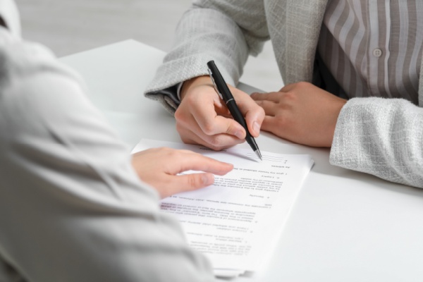 tarifs-des-notaires-–-actes-concernant-la-transmission-du-patrimoine-par-succession-ou-donation-–-2025