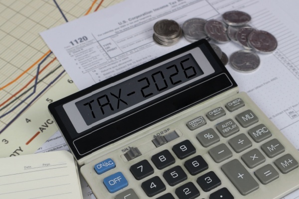 taux-de-l’impot-sur-les-societes-et-de-la-contribution-additionnelle-–-2026